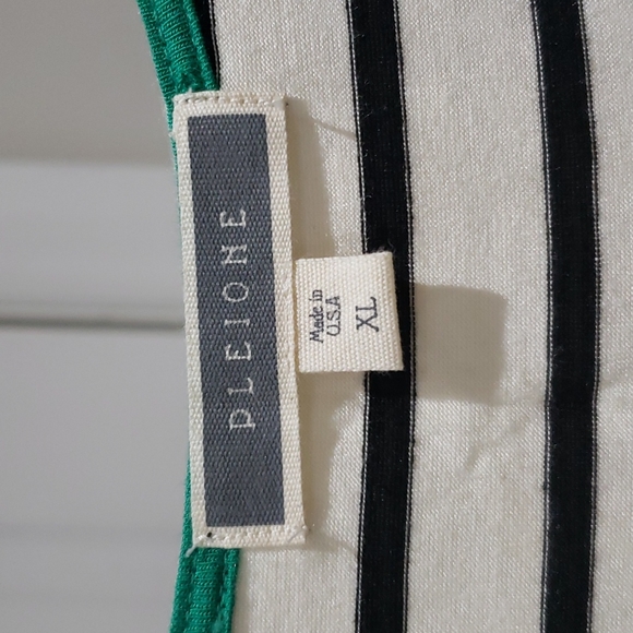 Pleione Sleeveless Stripes, XL - Picture 2 of 5